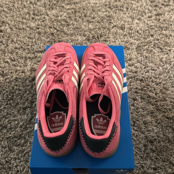 Brand new adidas Gazelles.Brand new unused - Picture 2 of 4